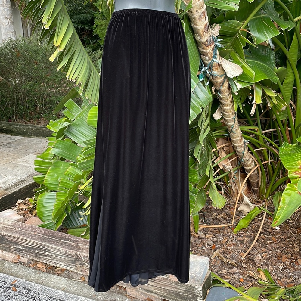 MSK velvet and chiffon trumpet skirt